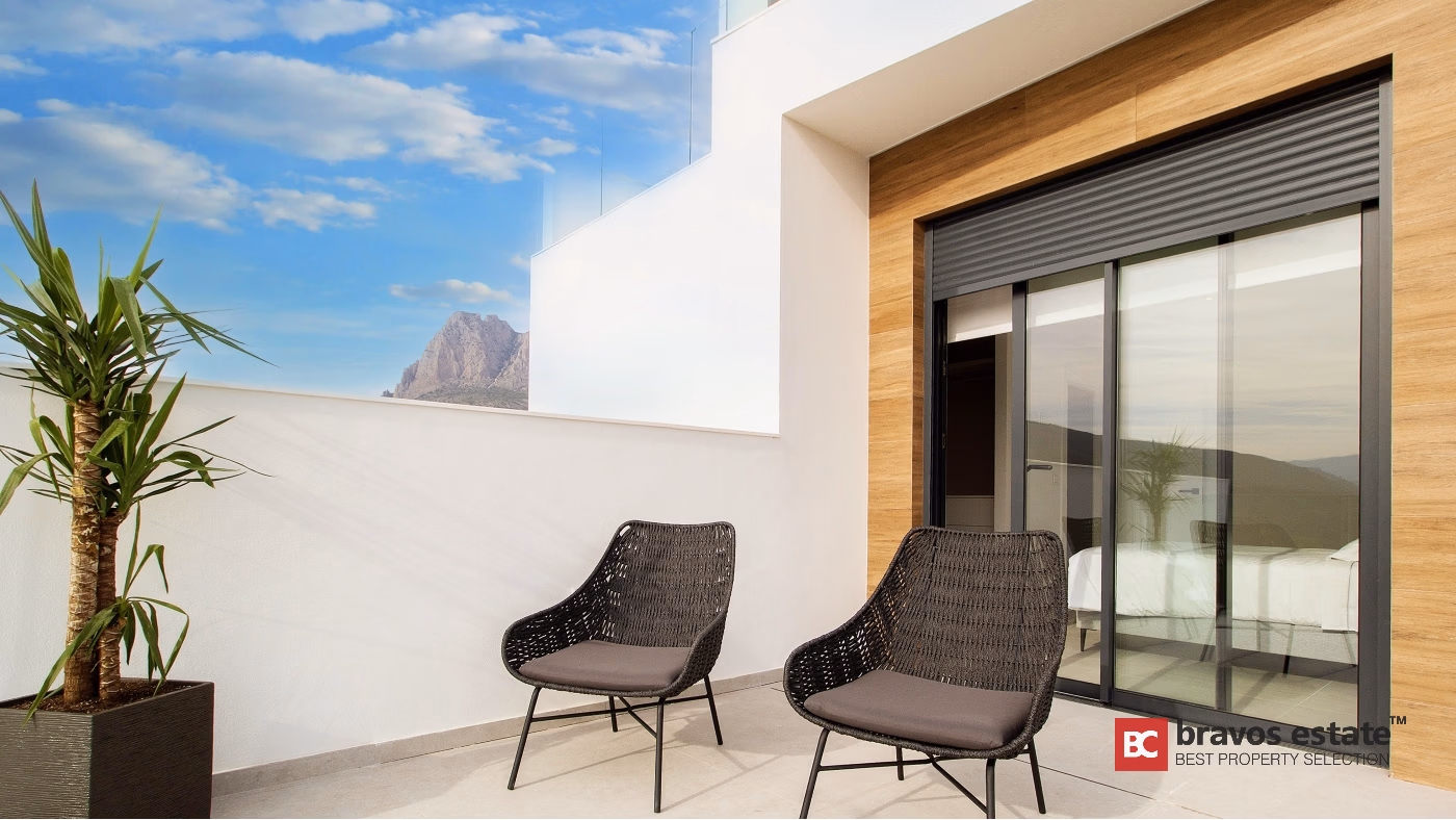 Villa de Obra Nueva de 3 Dormitorios en Finestrat - 6