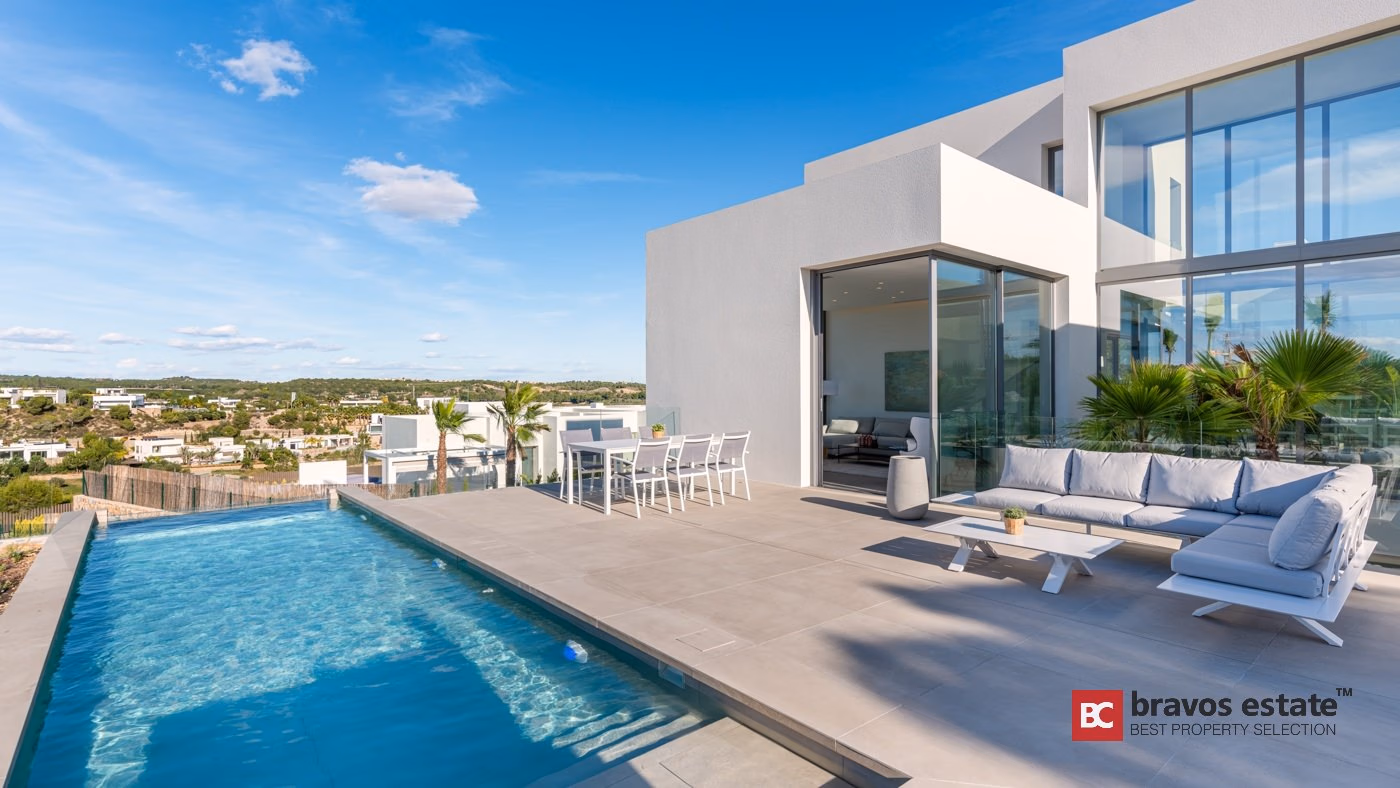 Villa de Obra Nueva de 3 Dormitorios en Las Colinas - 4