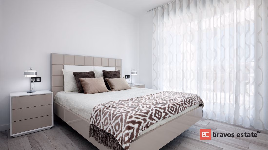 Spacious 3-Bedroom Villa in Cabo Roig - 4