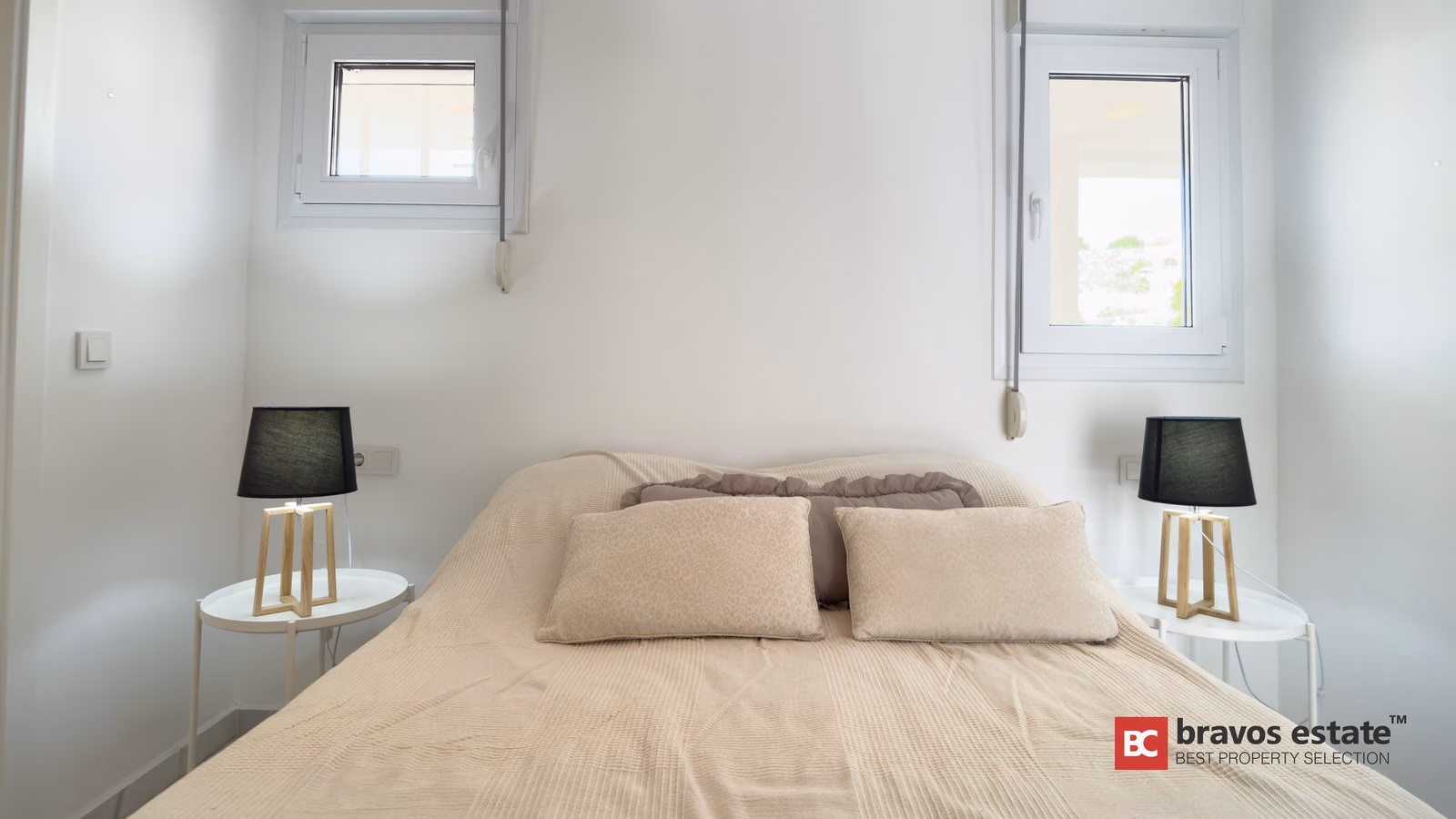 Apartamento Cerca del Mar de 2 Dormitorios en Villajoyosa · 150 m² - 12