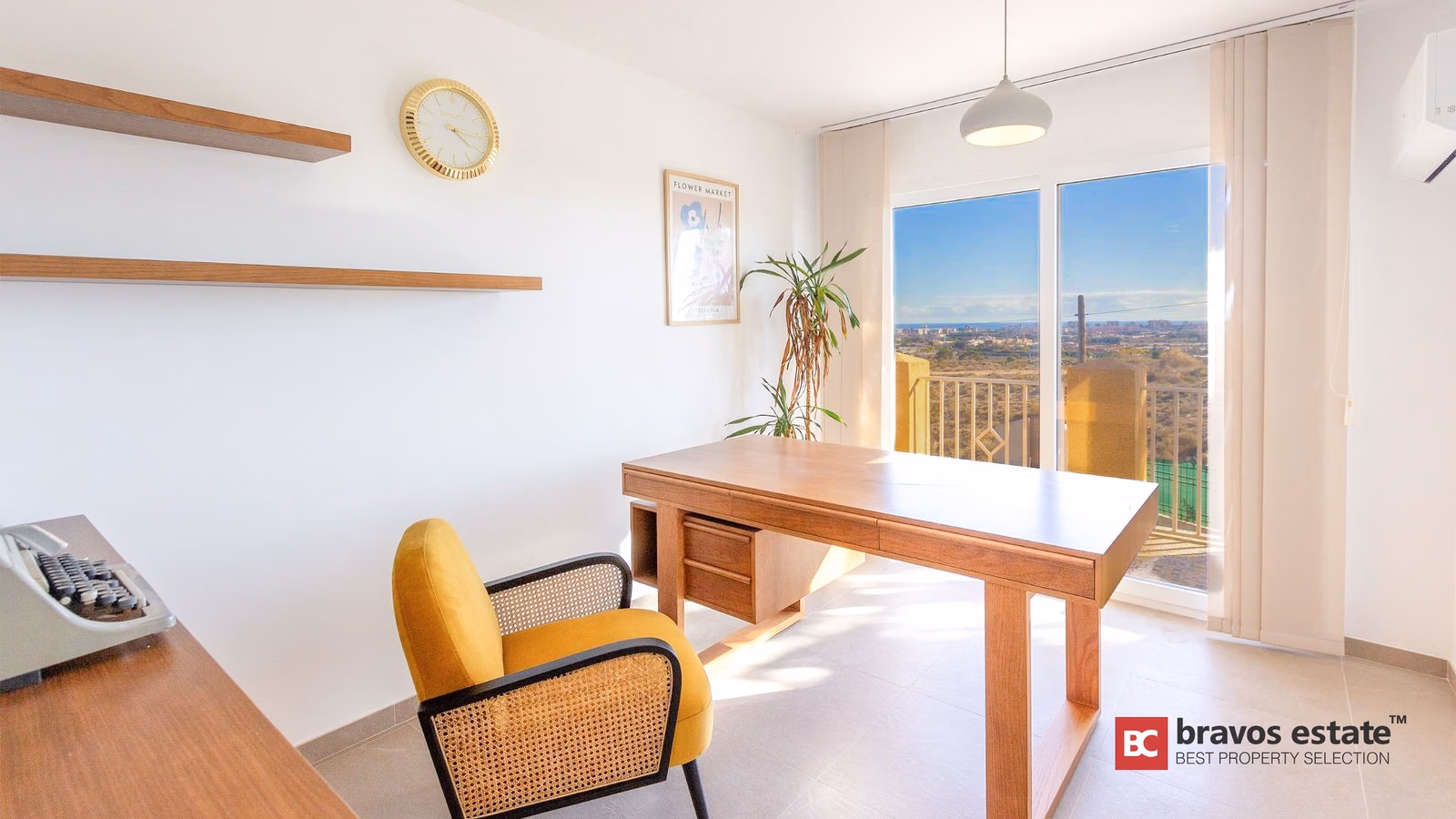 Spacious 4-Bedroom Bungalow in Mutxamel - 18