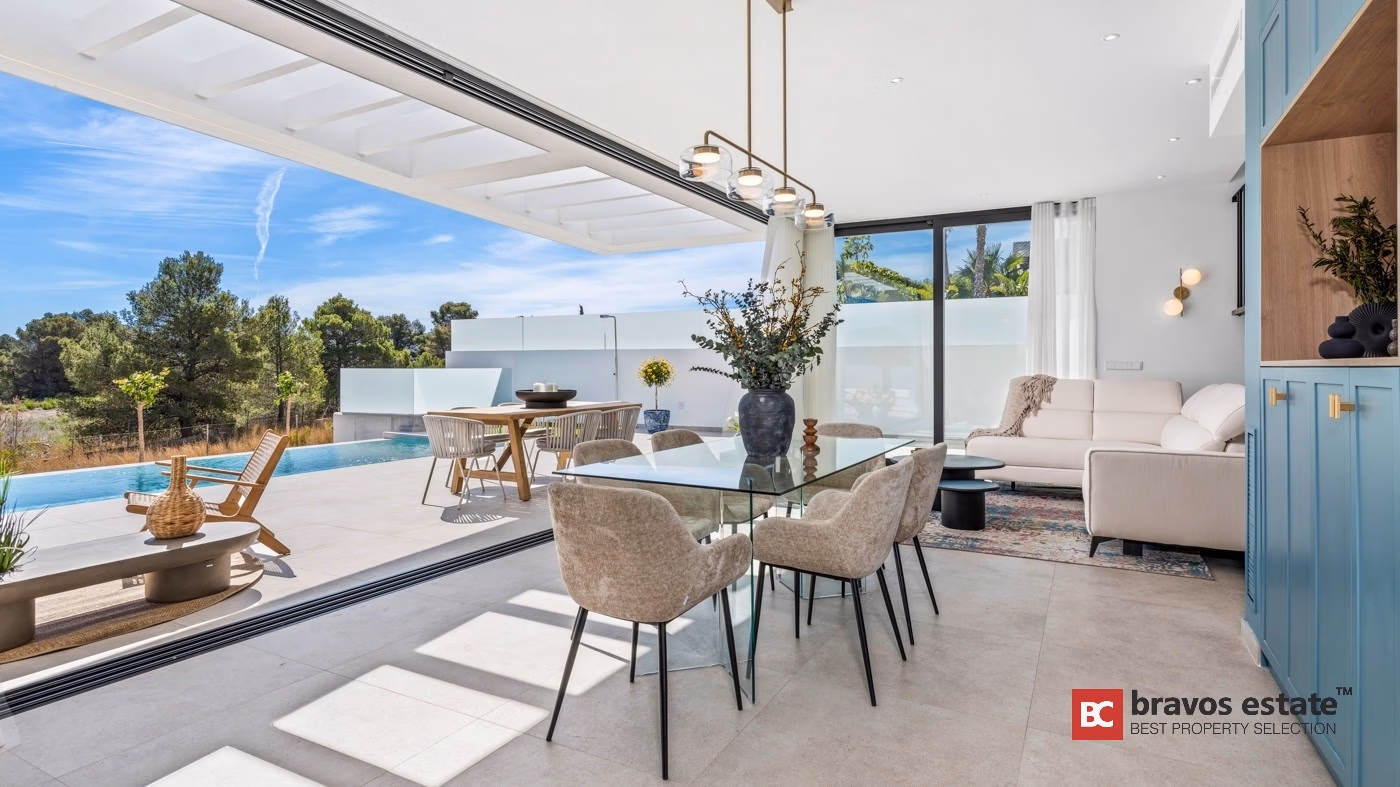 Villa with 140 m² Basement and Solar Power in La Nucía - 14