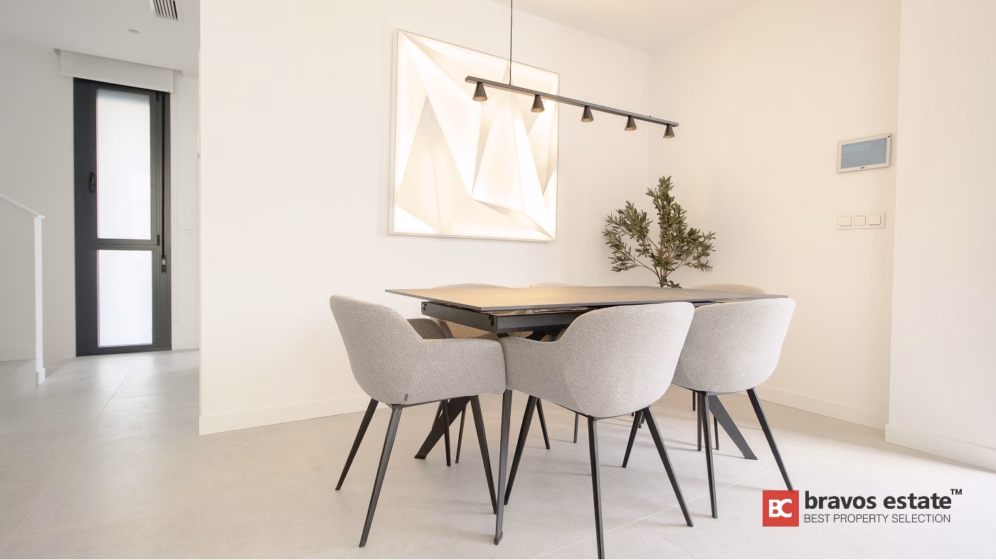 Villa de Obra Nueva de 3 Dormitorios en Finestrat - 11