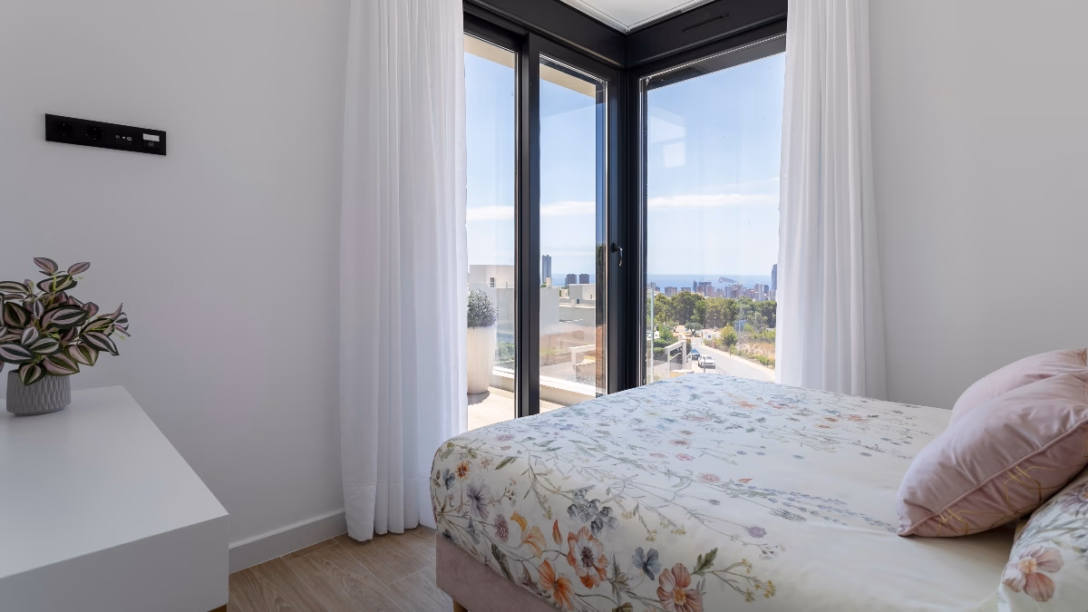 New Build 4-Bedroom Villa in Finestrat - 8