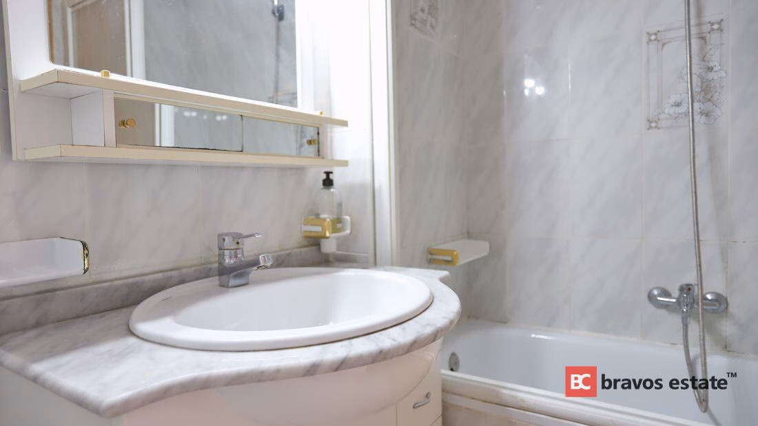 Seafront 3-Bedroom Apartment in El Campello · 90 m² - 18