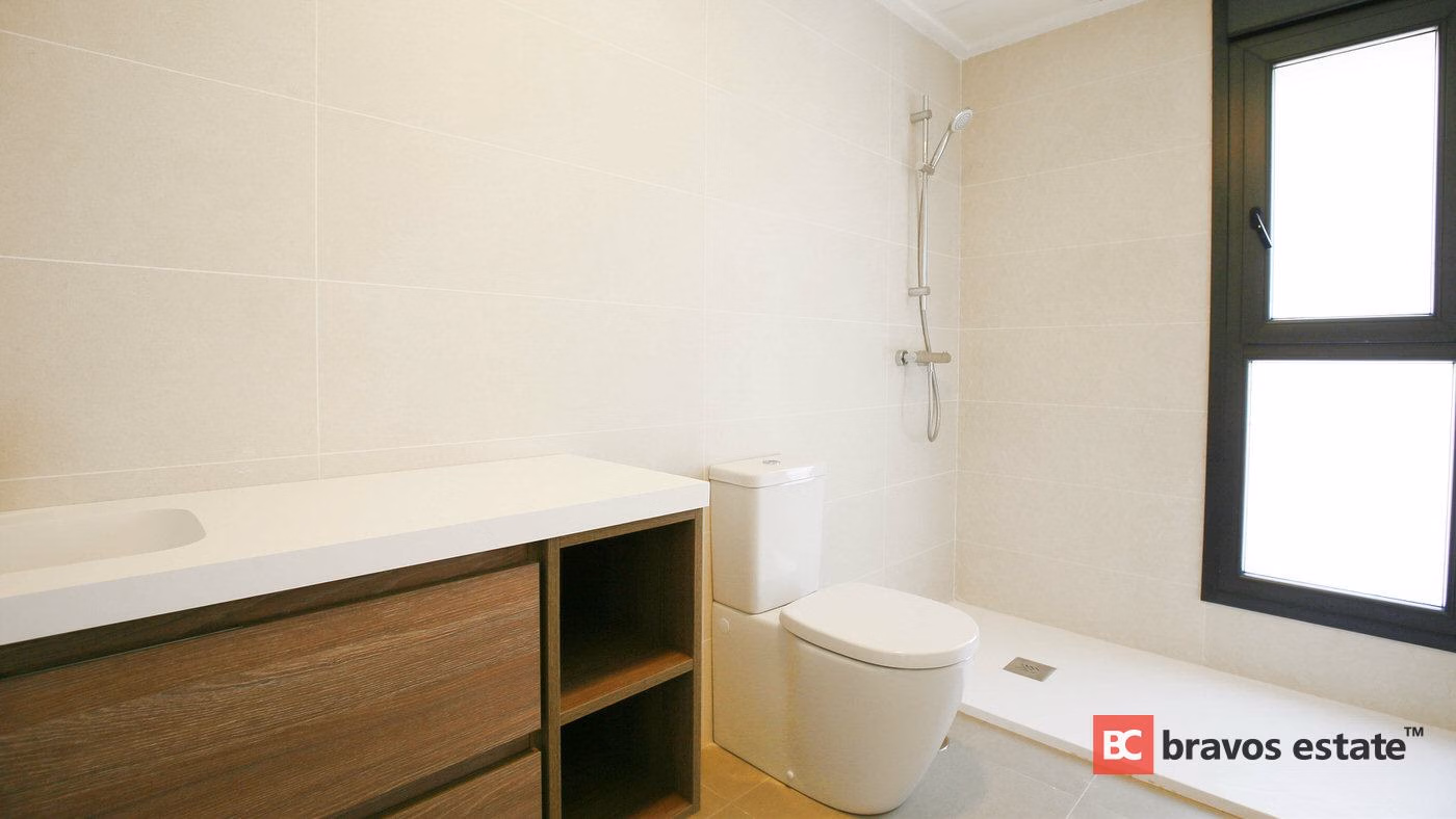 Beachside 3-Bedroom Bungalow in Torre de la Horada - 17