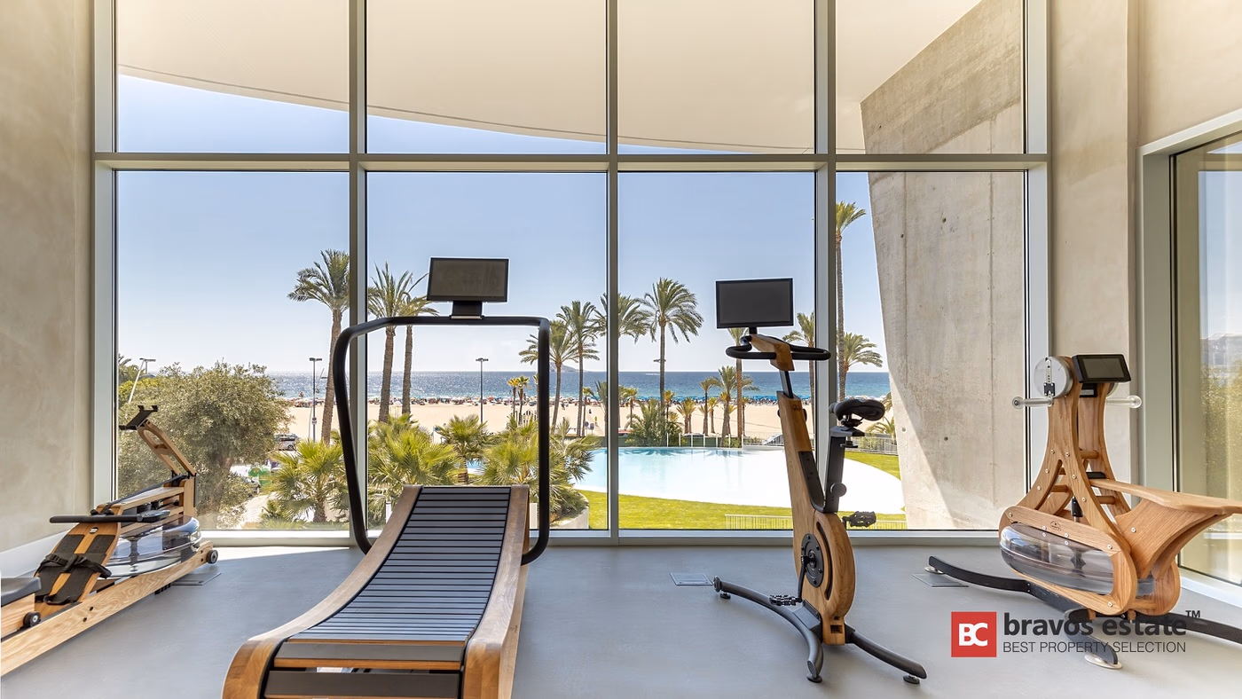 Frontline 2-Bed Apartment on Poniente Beach, Benidorm - 28