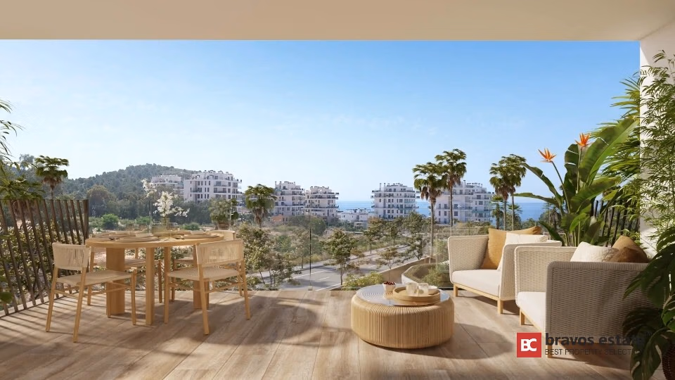 Seafront 3-Bedroom Apartment in Villajoyosa · 108 m² - 1