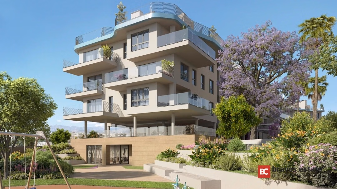 Seafront 3-Bedroom Apartment in Villajoyosa · 108 m² - 6
