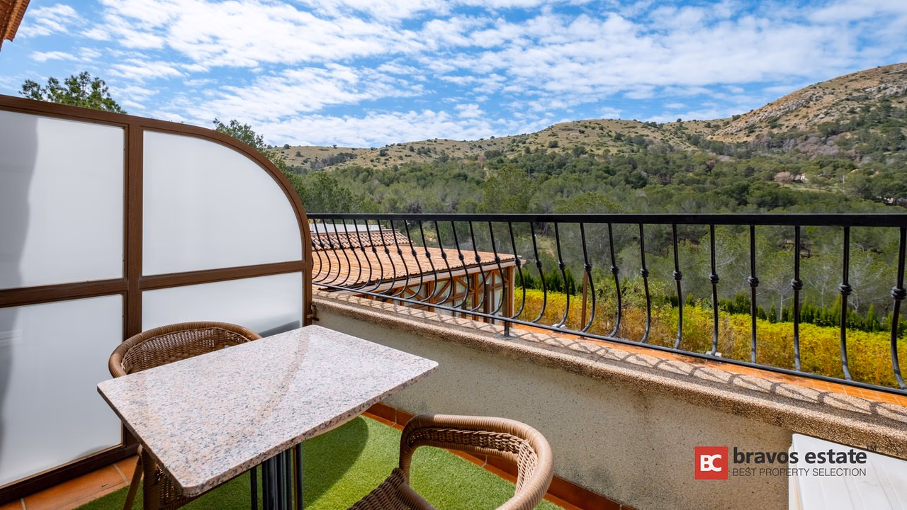 Villa De Lujo de 12 Dormitorios en Finestrat - 50