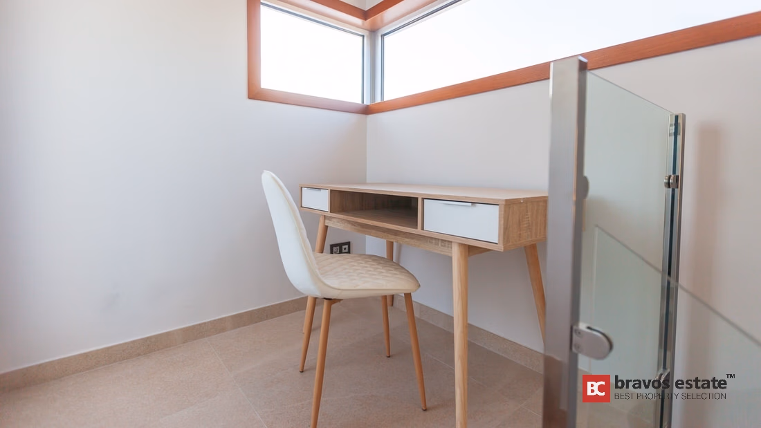 Villa de Obra Nueva de 3 Dormitorios en Guardamar del Segura - 17