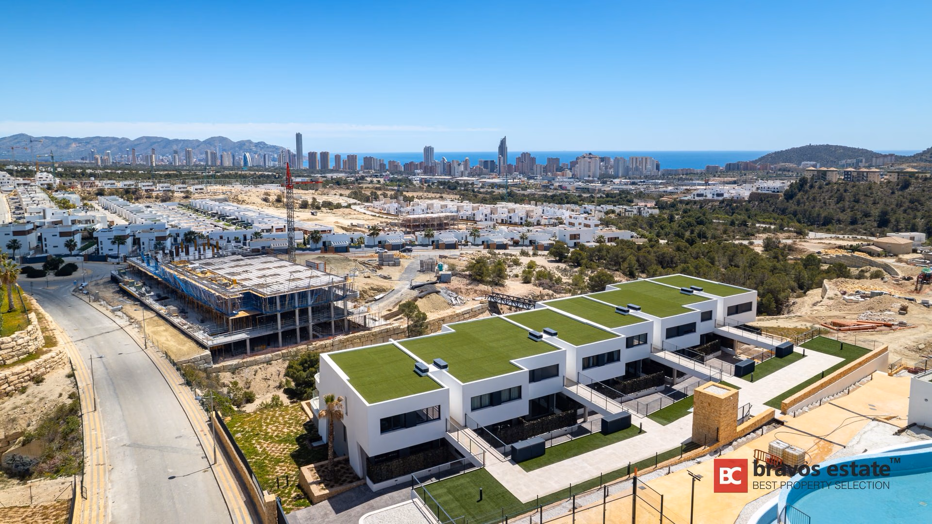 Apartamento de 3 Dormitorios con Vistas al Mar y al Skyline, Finestrat - 22