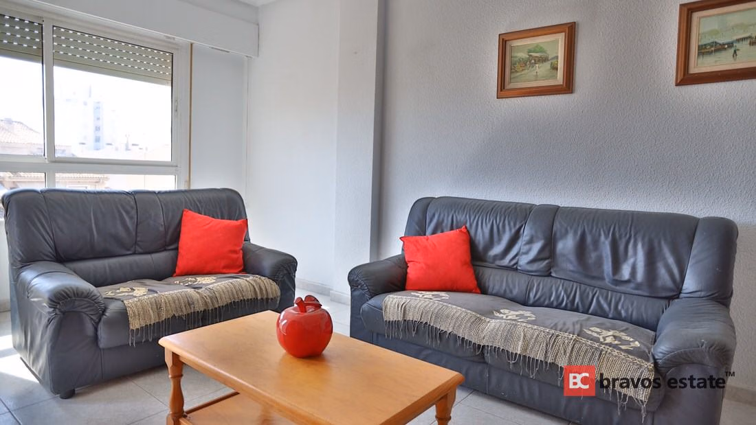 Seafront 3-Bedroom Apartment in El Campello · 90 m² - 2