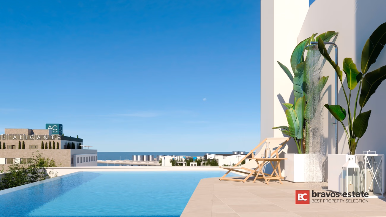 Beachside 4-Bedroom Apartment in Alicante · 123 m² - 13