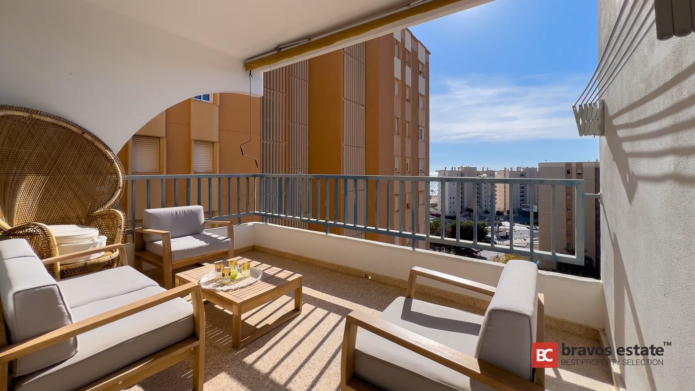 Apartamento Cerca del Mar de 3 Dormitorios en Villajoyosa · 108 m² - 5