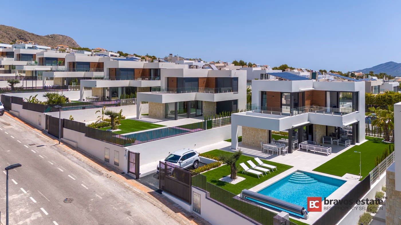 Villa Espaciosa de 4 Dormitorios en Finestrat - 19