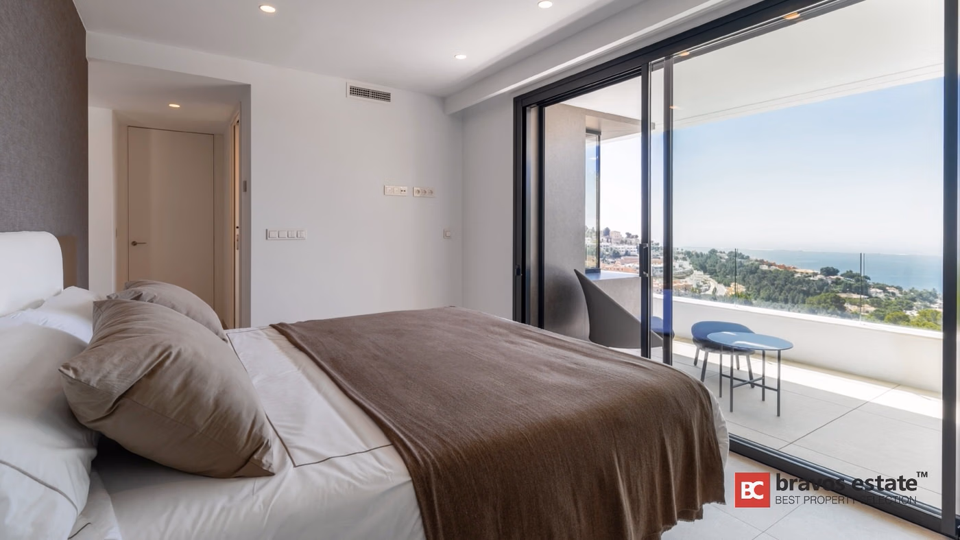 Luxury 4-Bedroom Villa in Altea - 14