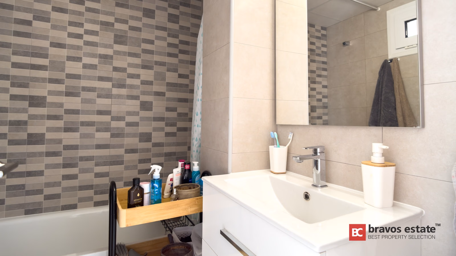 Apartamento Cerca del Mar de 2 Dormitorios en Villajoyosa · 150 m² - 13