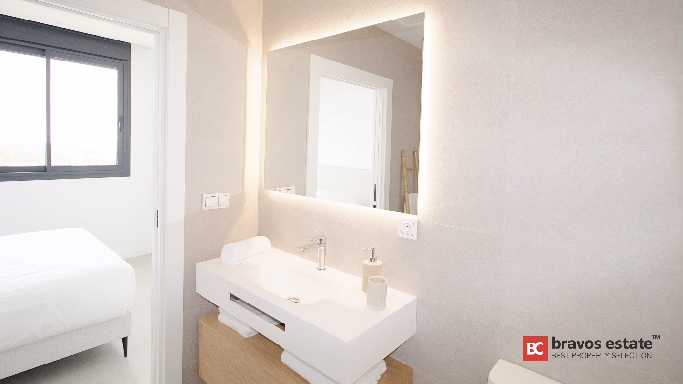 Villa de Obra Nueva de 3 Dormitorios en Finestrat - 15