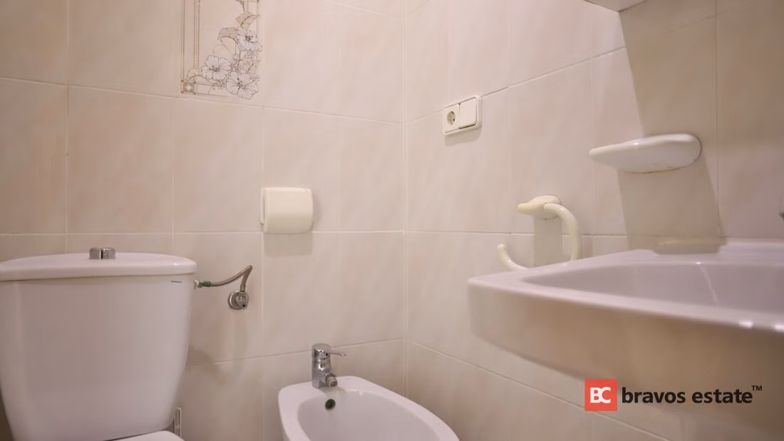 Seafront 3-Bedroom Apartment in El Campello · 90 m² - 13