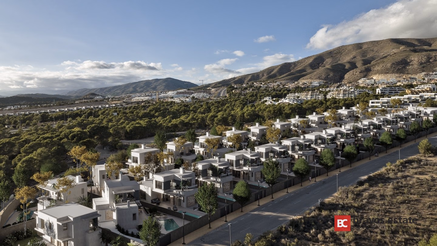 New-Build Villa in a Sierra Cortina Enclave, Finestrat - 16