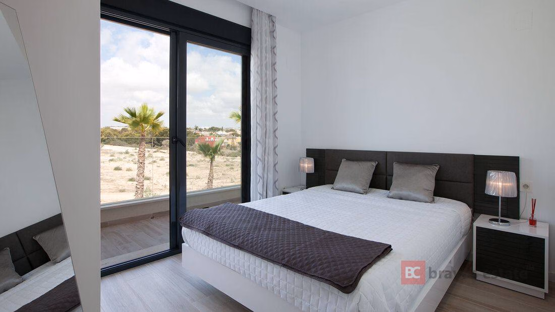 New Build 3-Bedroom Villa in Campoamor - 10