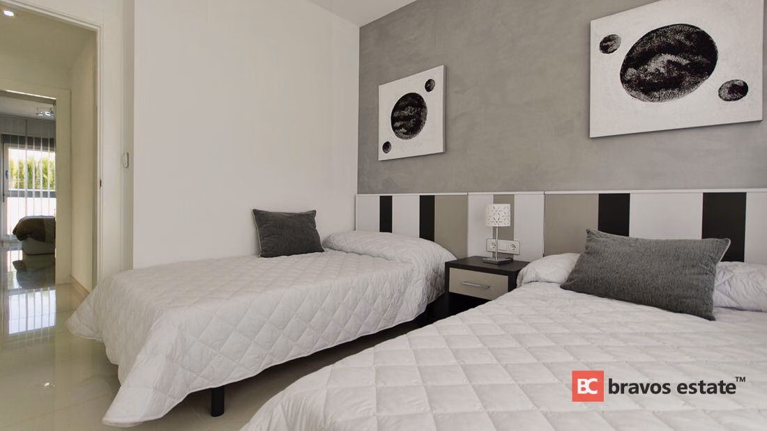 New Build 2-Bedroom Bungalow in Torrevieja · 70 m² - 9