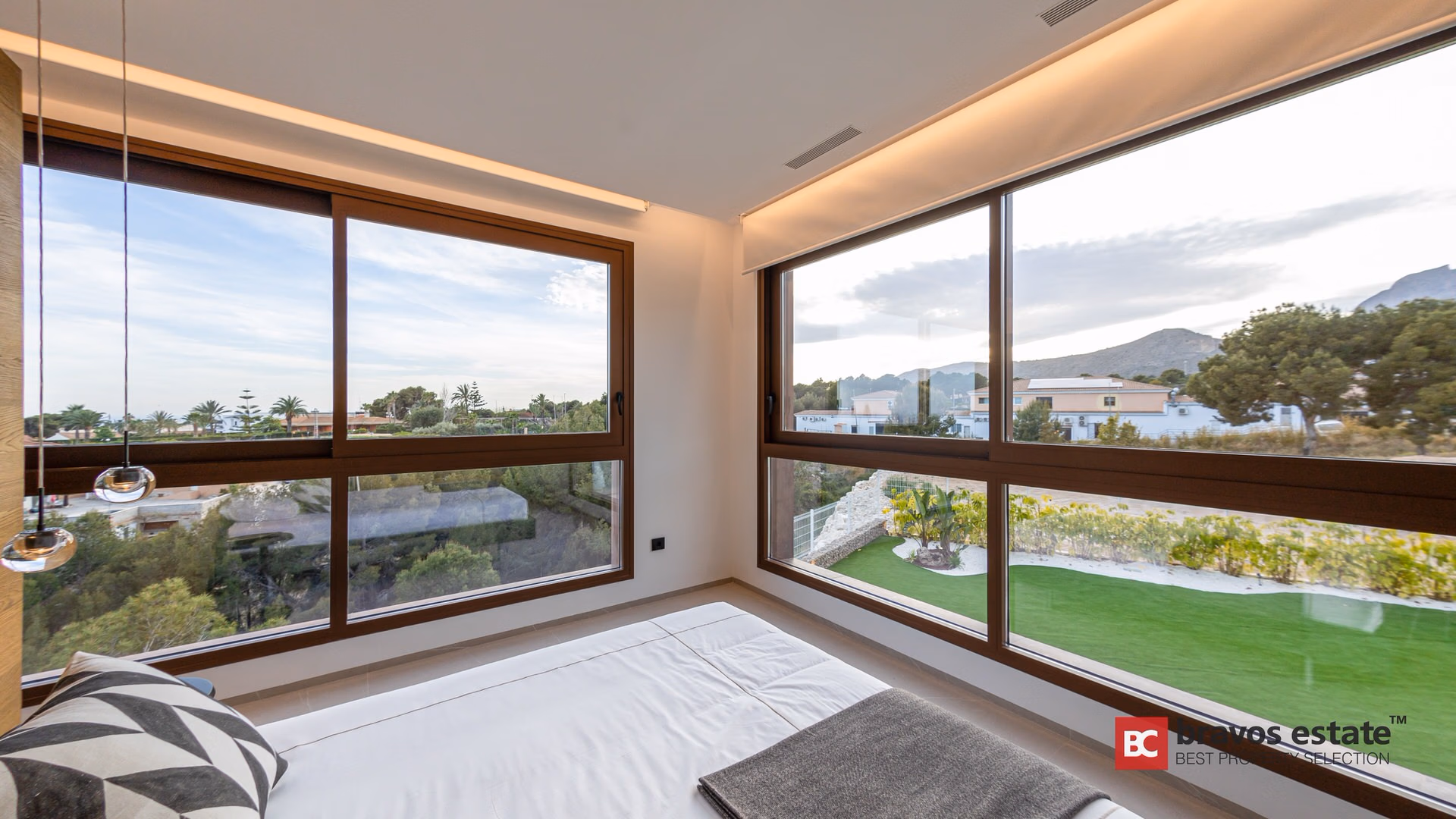 Class-A Villa of 2023 with Private Spa in La Nucía - 21