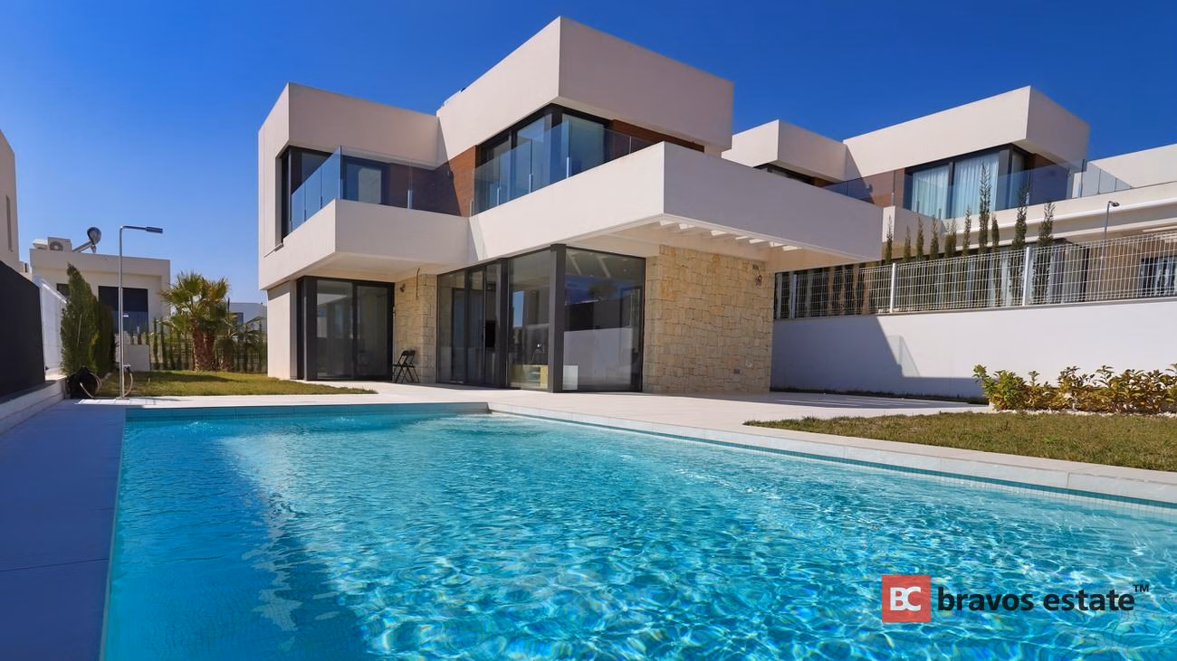 Новая вилла, 4 спальни в Финестрате · 210 m² - 1