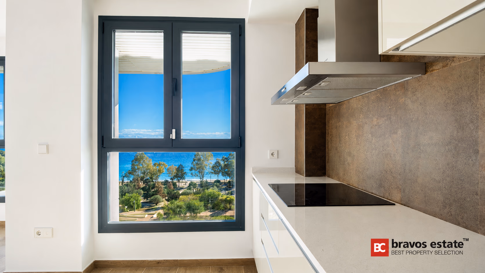 Apartamento de 3 Dormitorios en Primera Línea, Villajoyosa - 6