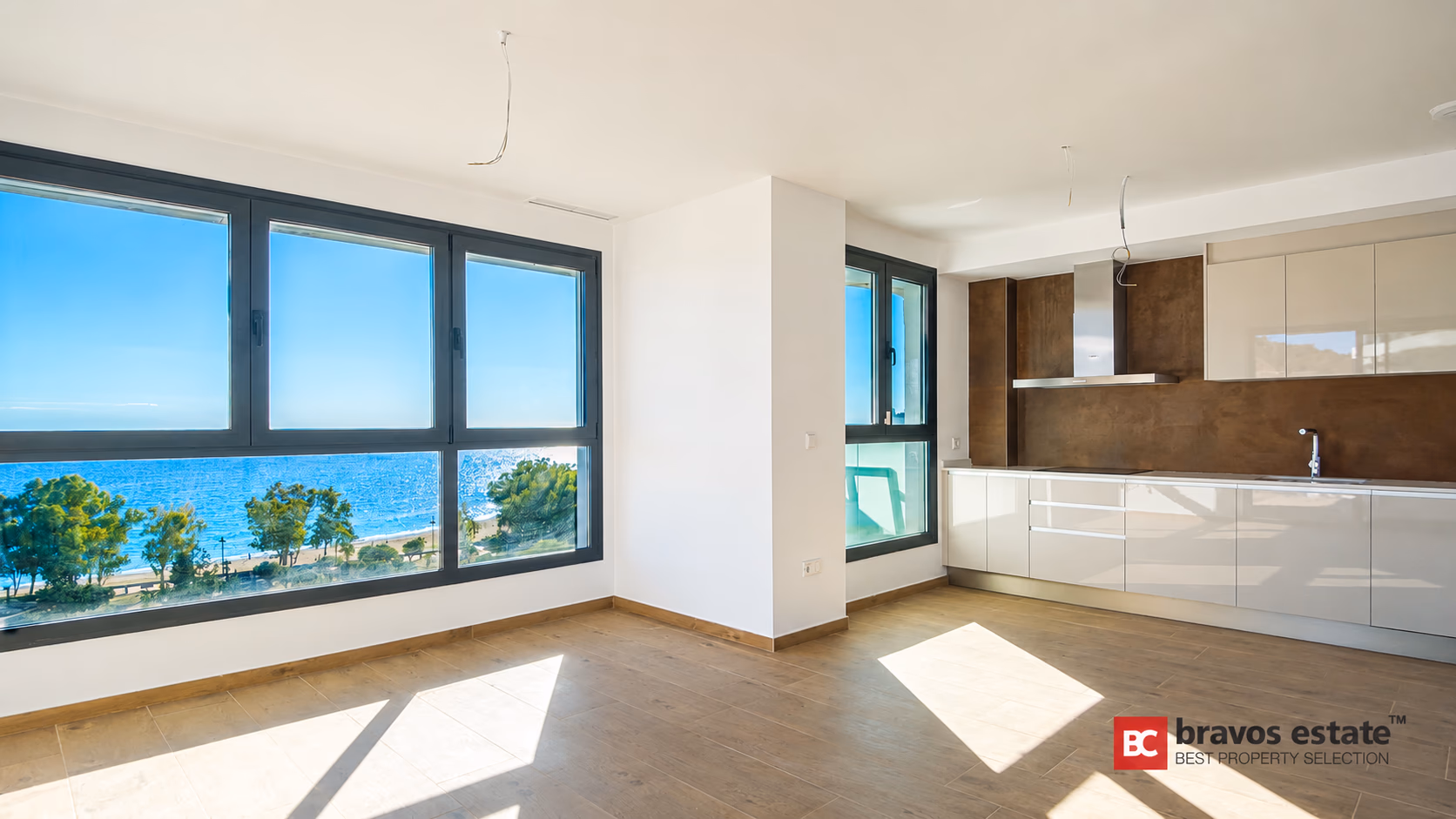 Apartamento de 3 Dormitorios en Primera Línea, Villajoyosa - 3