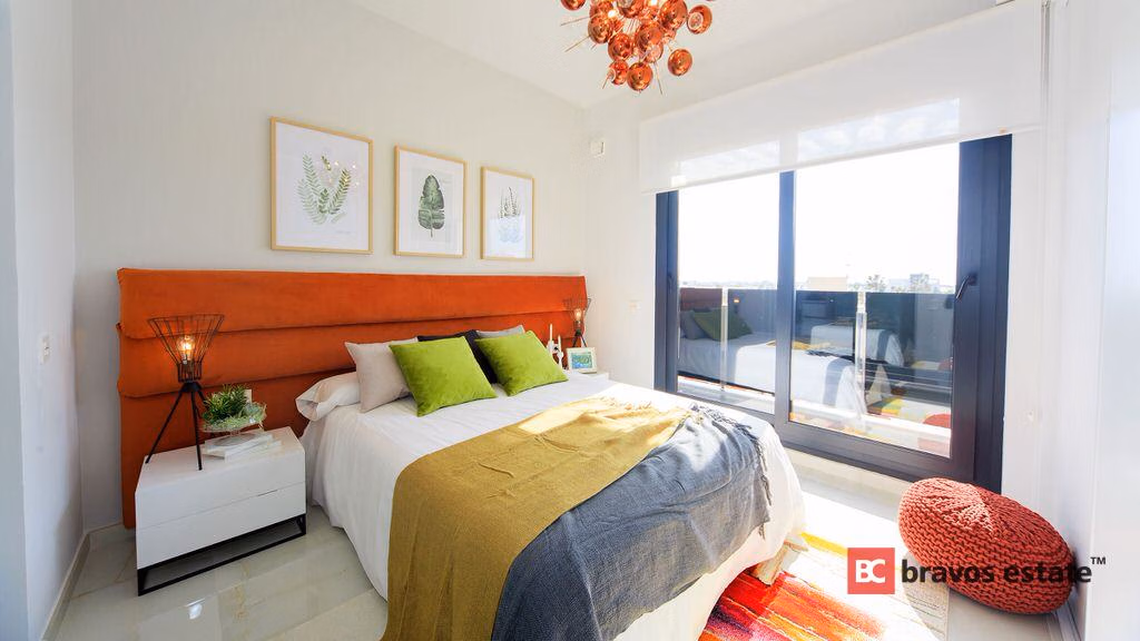 New Build 3-Bedroom Villa in Cabo Roig · 193 m² - 12