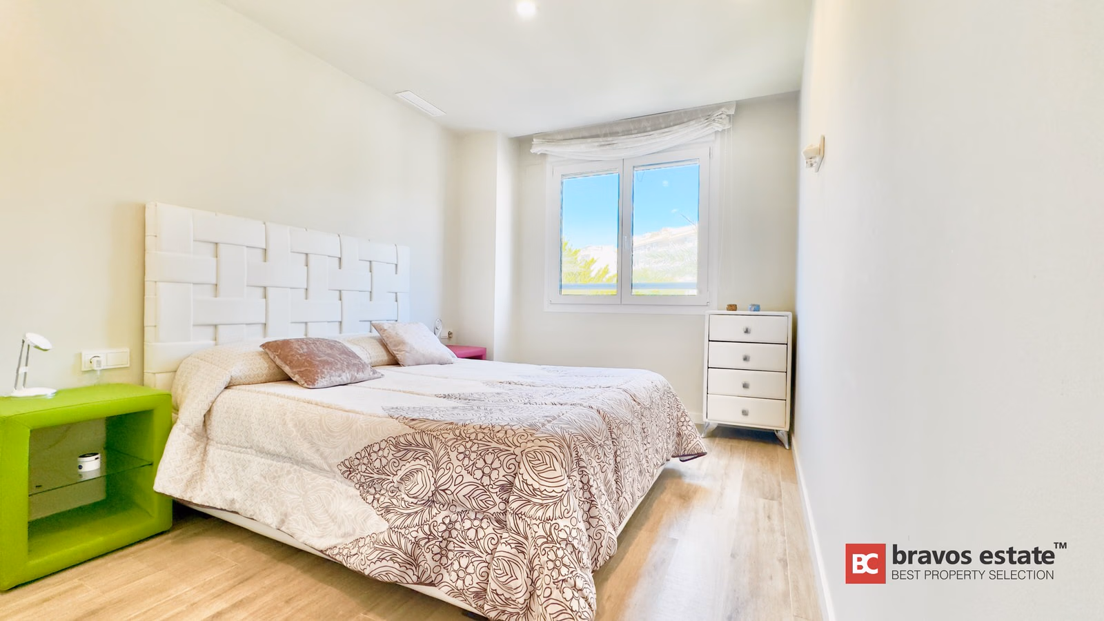 Seafront 3-Bedroom Apartment in El Campello · 110 m² - 11