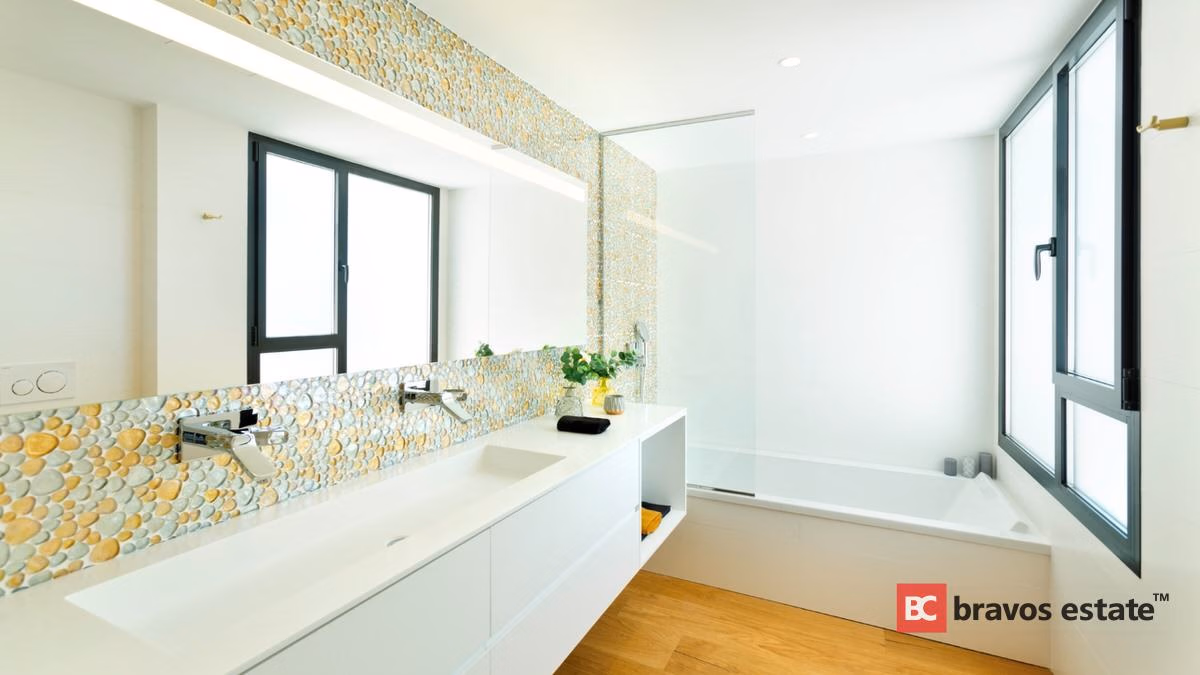 Luxury 4-Bedroom Villa in Cumbre del Sol - 12
