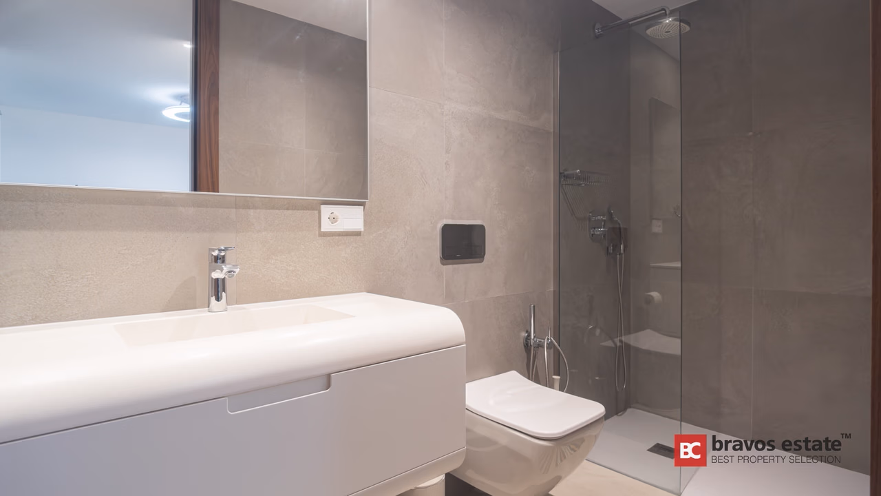 Spacious 3-Bedroom Villa in Finestrat - 28