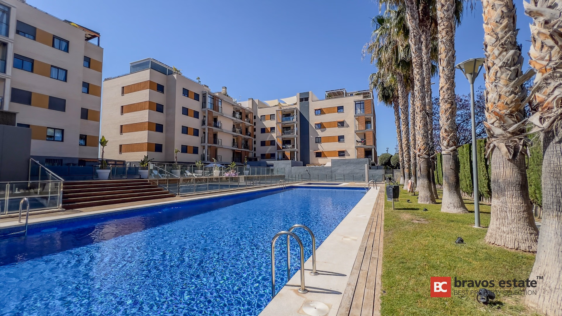 Beachside 1-Bedroom Apartment in El Campello · 59 m² - 11