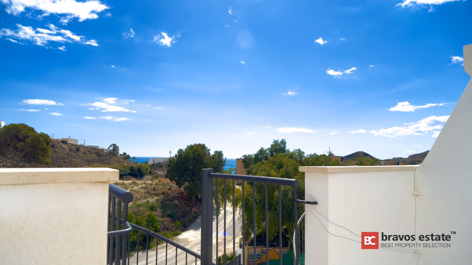 Apartamento Cerca del Mar de 2 Dormitorios en Villajoyosa · 150 m² - 18