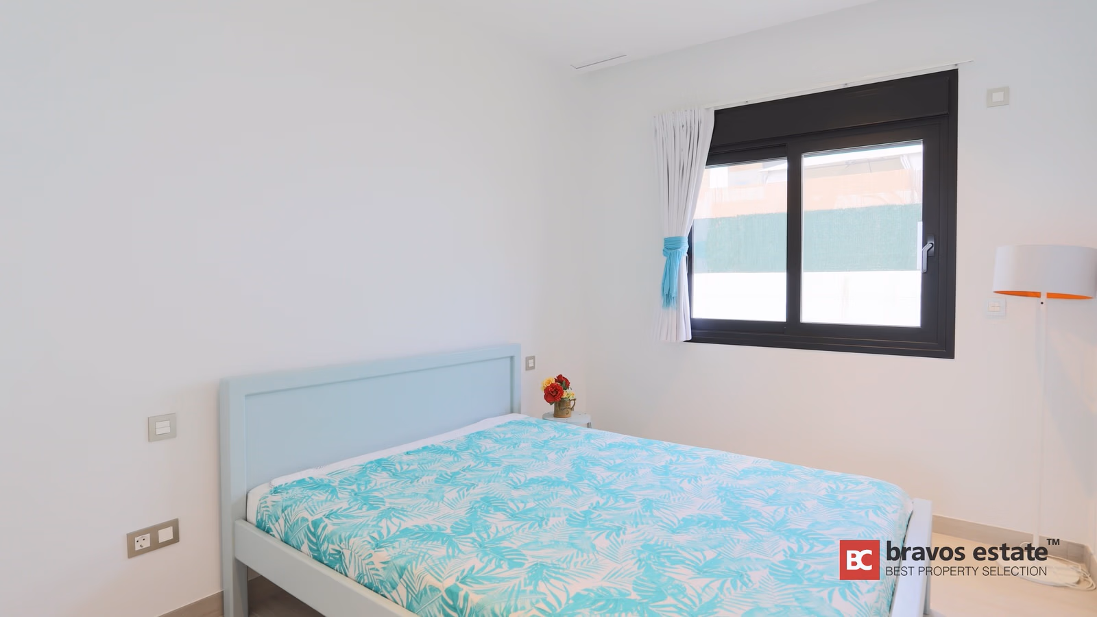 Просторная вилла, 5 спален в Финестрате · 330 m² - 18