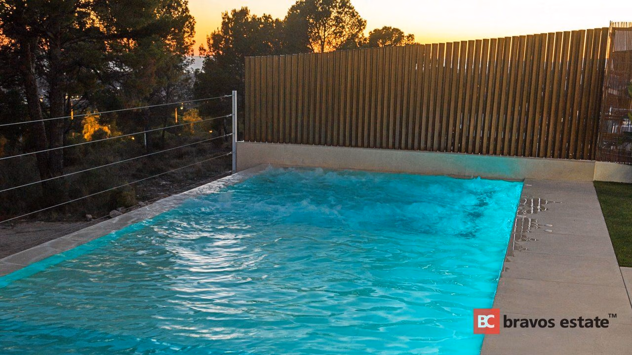 New Build 3-Bedroom Villa in Finestrat · 246 m² - 8