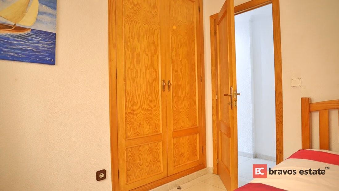 Seafront 3-Bedroom Apartment in El Campello · 90 m² - 11