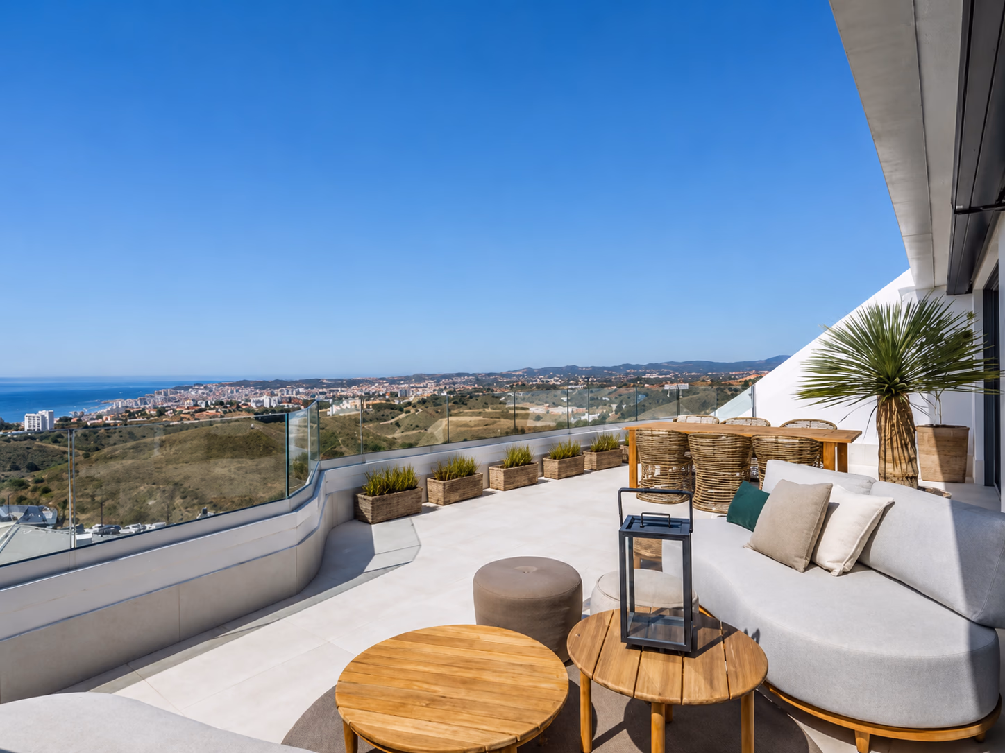 Lomas 2 — Sea-View Apartments & Penthouses in El Higuerón, Fuengirola 1