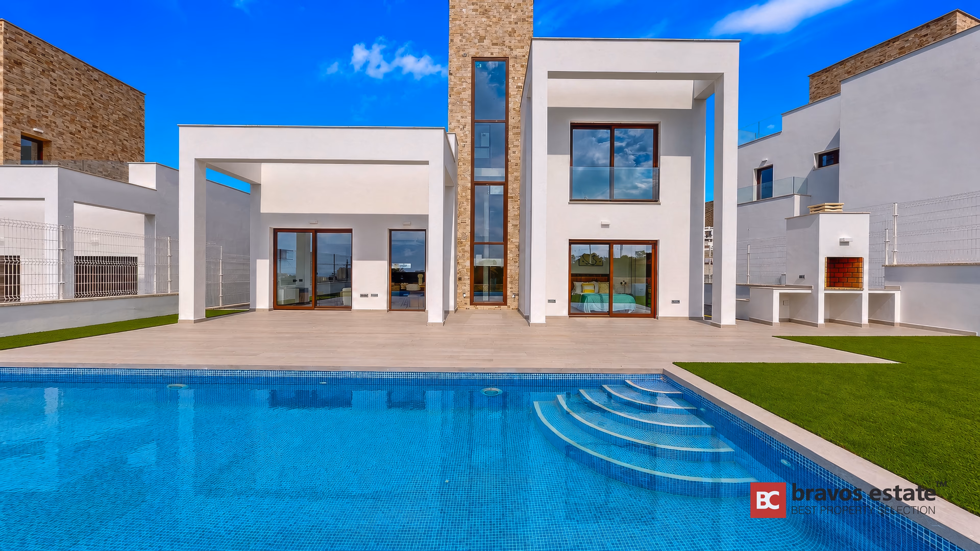 Villa de Lujo de 5 Dormitorios con Piscina en Finestrat 1