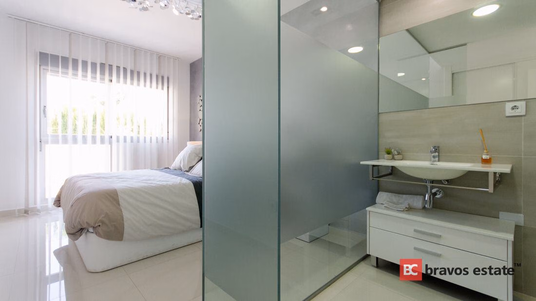 New Build 2-Bedroom Bungalow in Torrevieja · 70 m² - 13