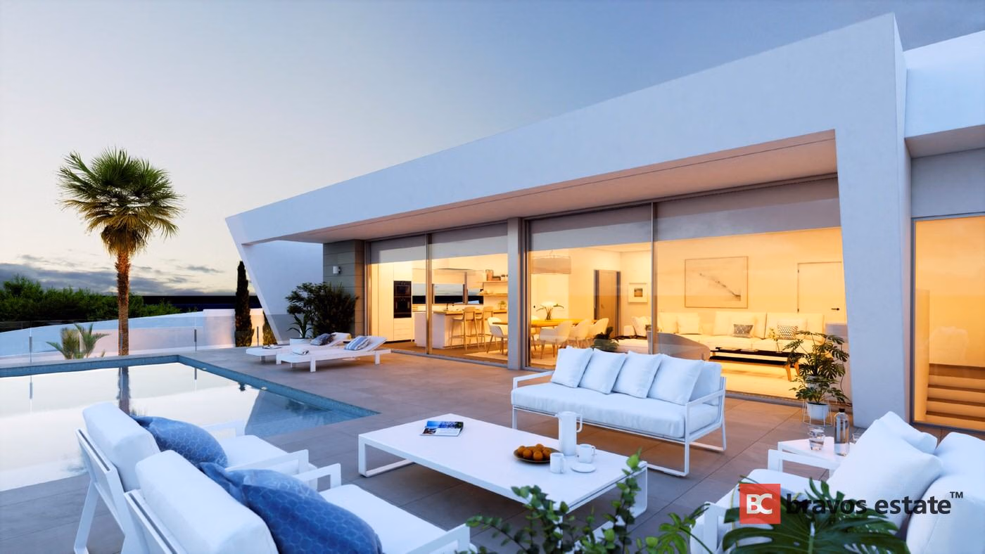 Spacious 5-Bedroom Villa in Cumbre del Sol · 454 m² - 8