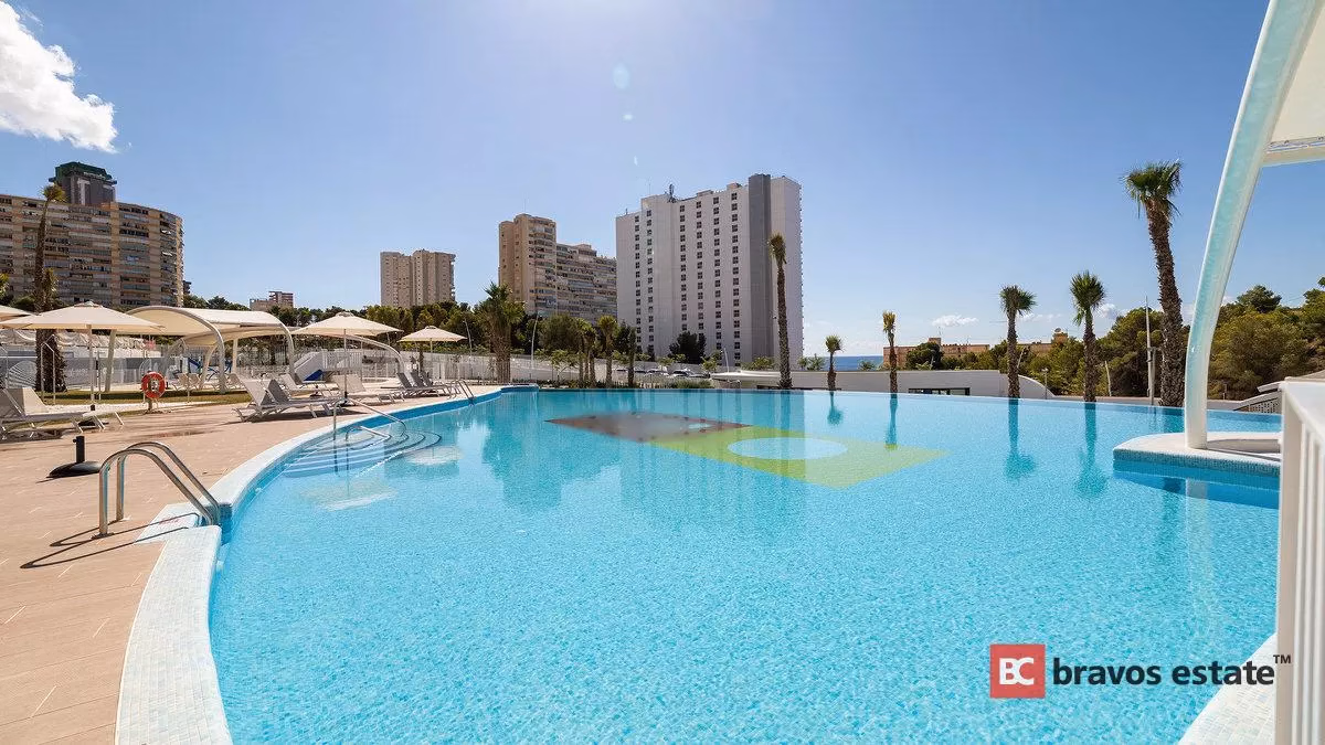 Apartamento Frente al Mar de 3 Dormitorios en Benidorm · 177 m² - 5