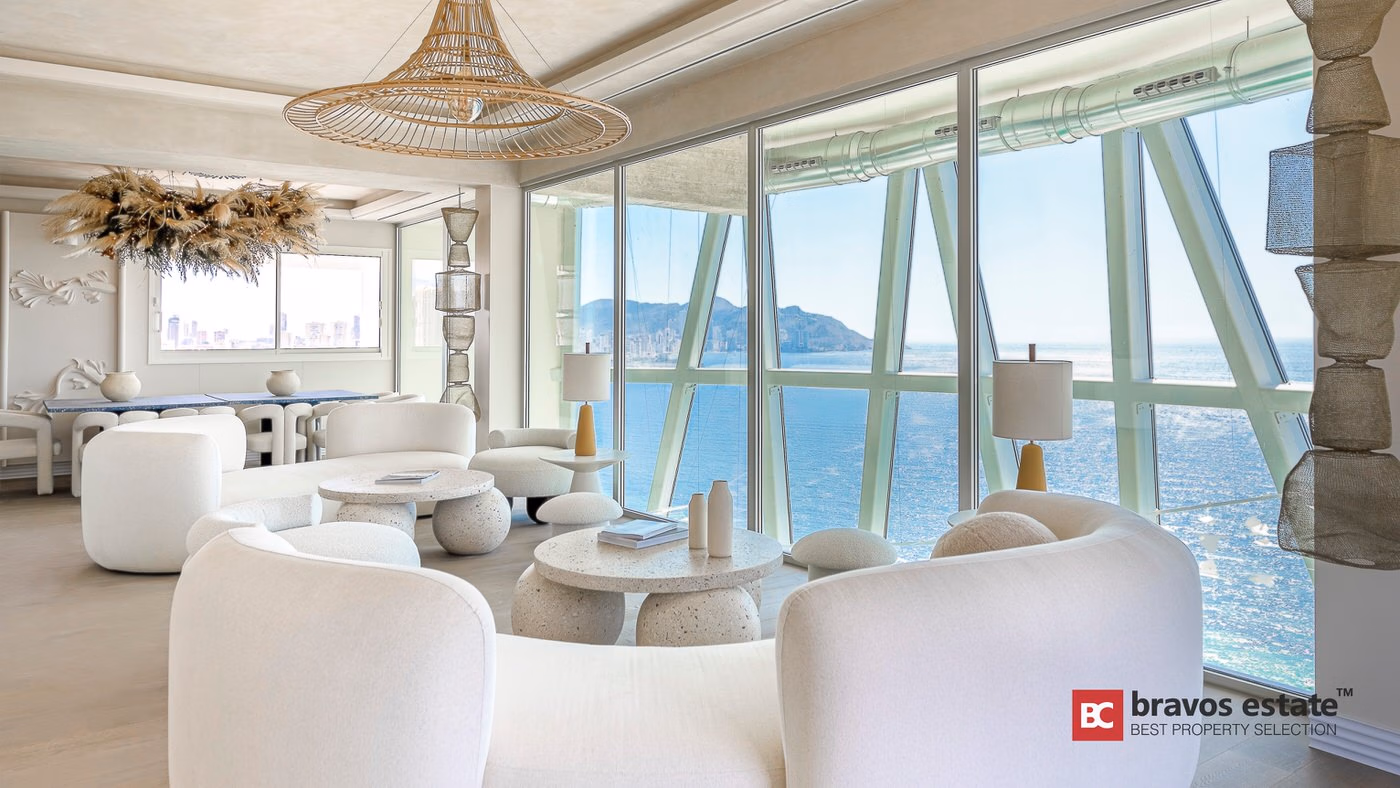 Frontline 2-Bed Apartment on Poniente Beach, Benidorm - 27