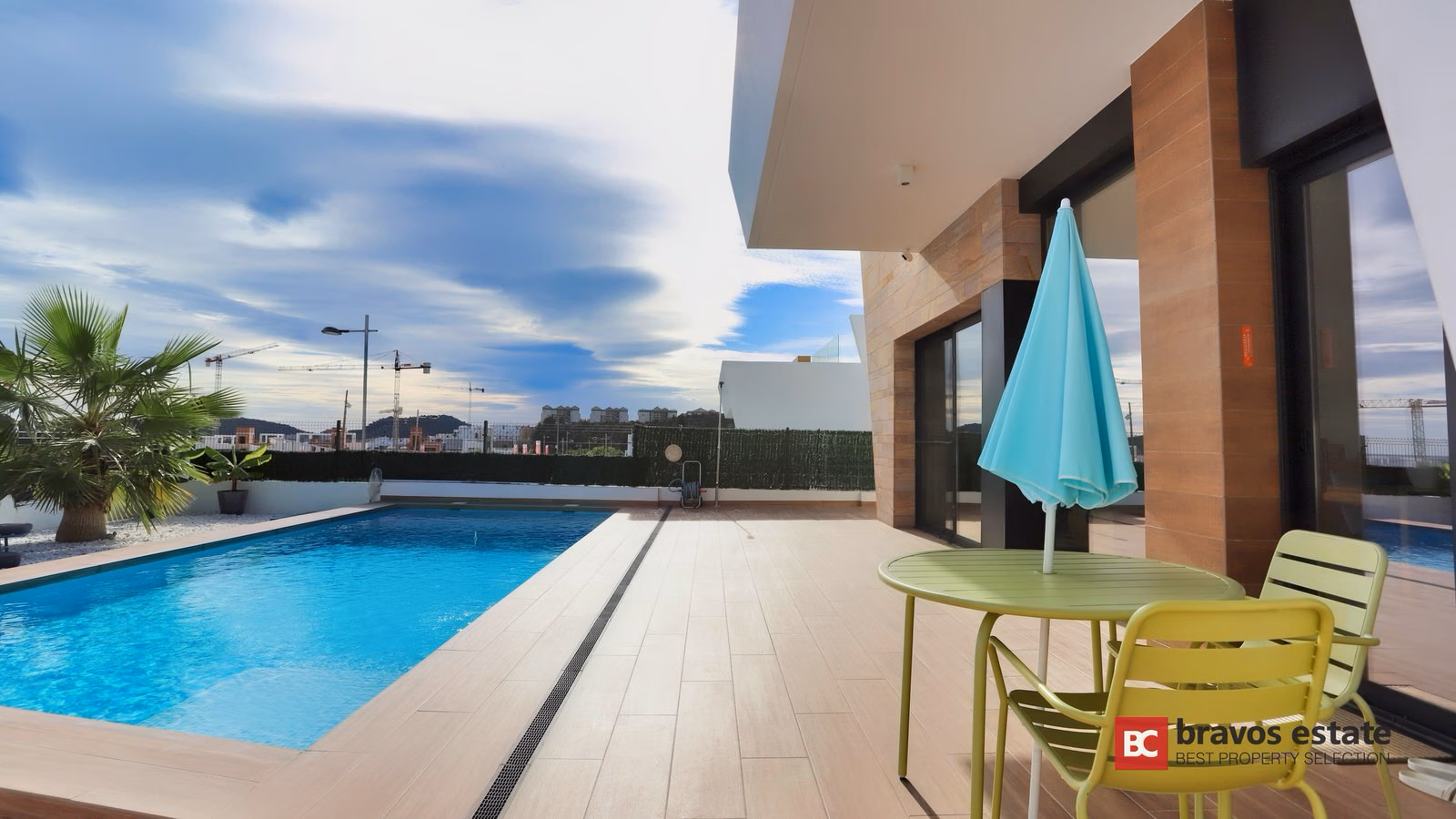 Просторная вилла, 5 спален в Финестрате · 330 m² - 6