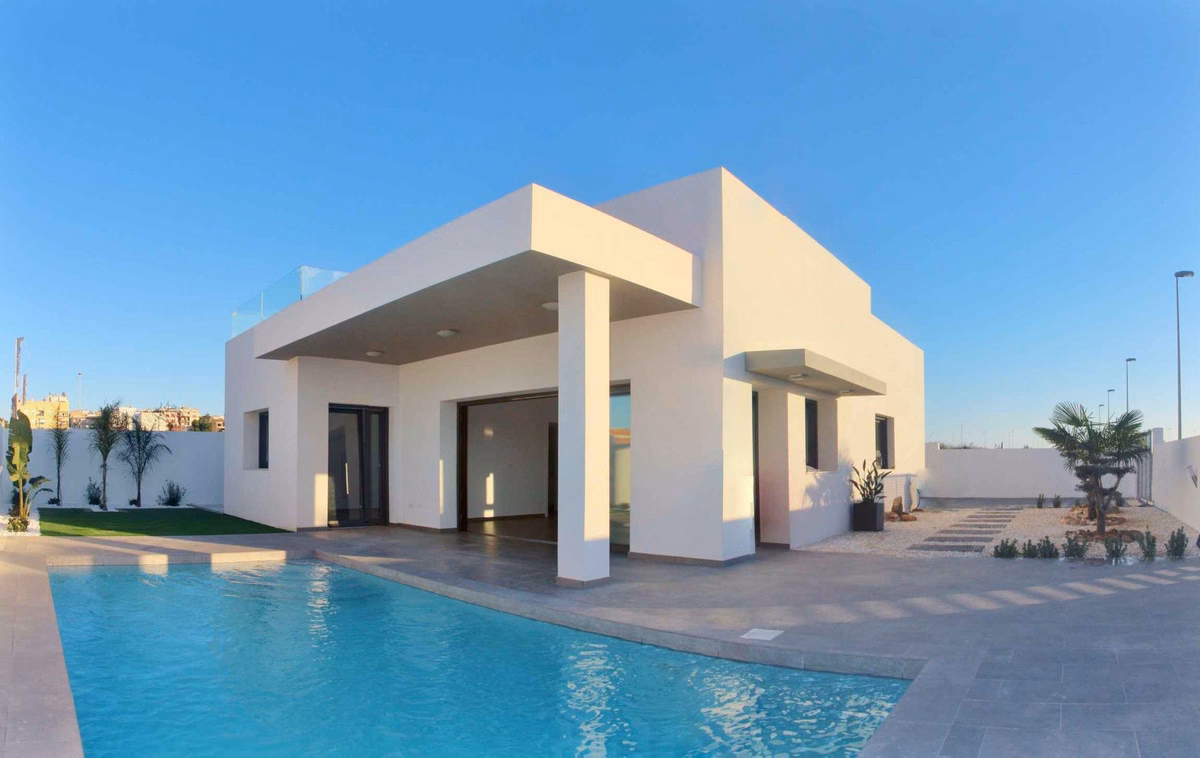 Rojales Villas — Detached Villas with Private Pools in Ciudad Quesada 1