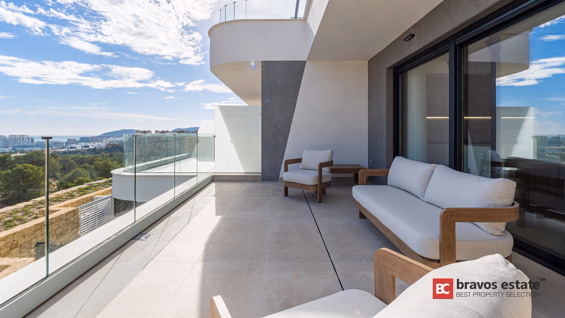 Apartamento de 3 Dormitorios con Vistas al Mar y al Skyline, Finestrat - 16