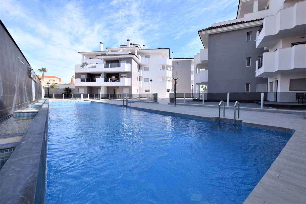 Sungolfbeach — Apartamentos de 2 dormitorios en Villamartín 1